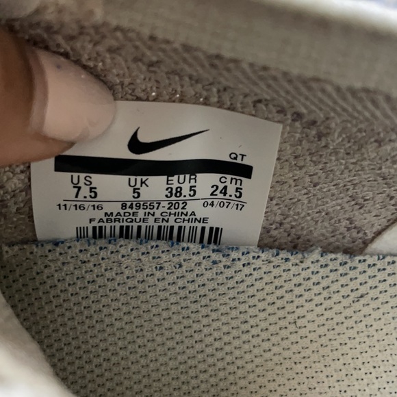 Nike Vapormax - Picture 7 of 7